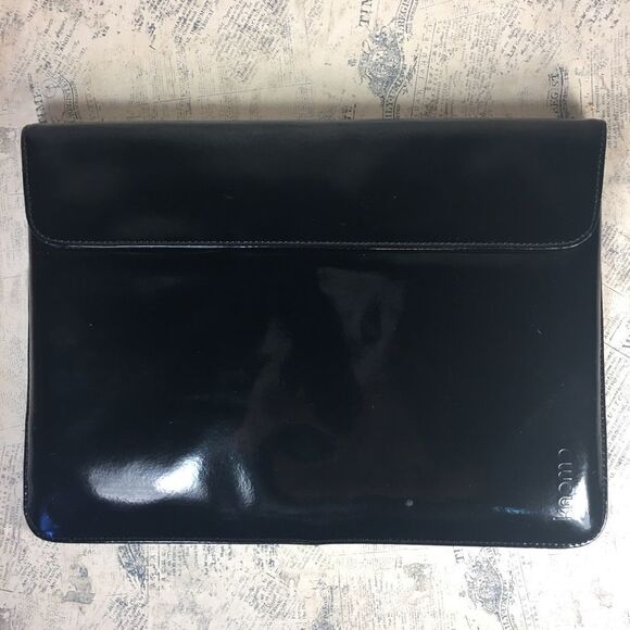 Knomo London Patent Leather Case for 13" Macbook - Picture 1 of 12